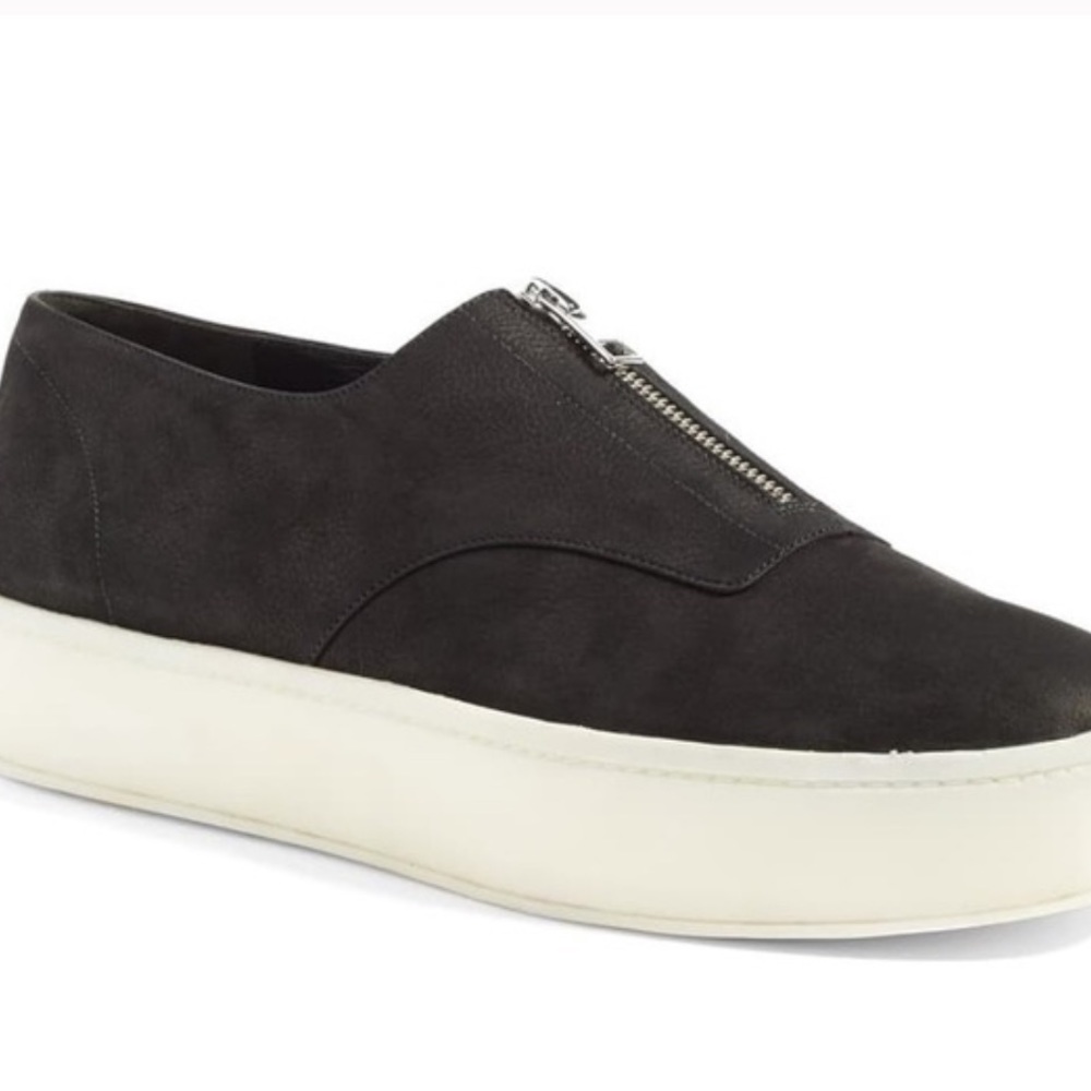 NWT Vince Warner Black Shoes